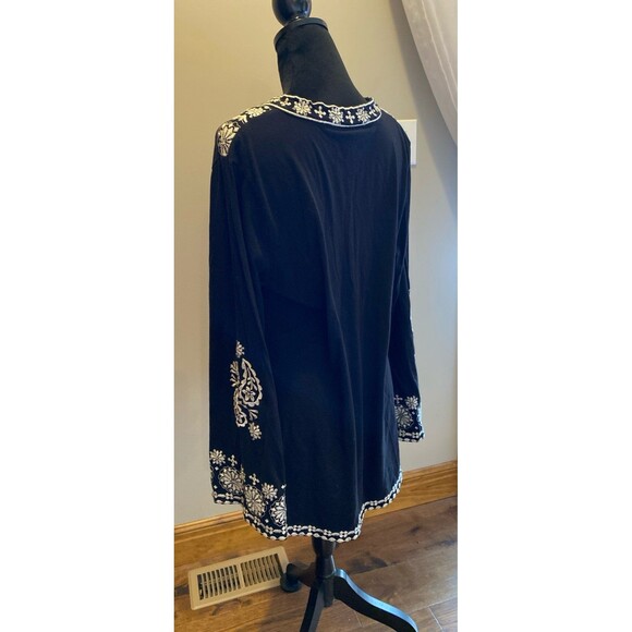 INC Blouse Size XL Tunic 95% Cotton 5% Spandex Black Intricate Stitching Design - Picture 7 of 10